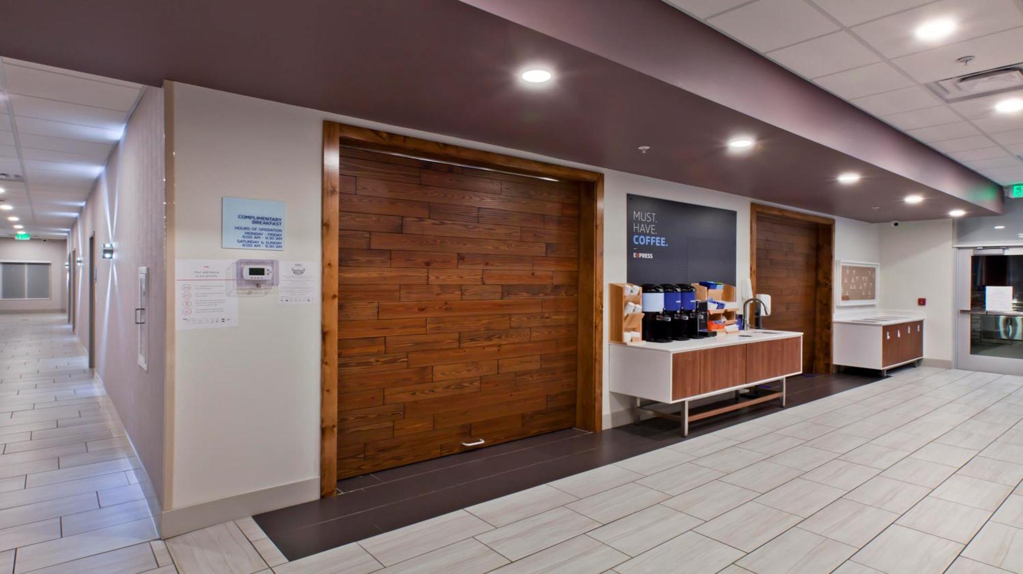 Holiday Inn Express & Suites - Green River, An Ihg Hotel Bagian luar foto