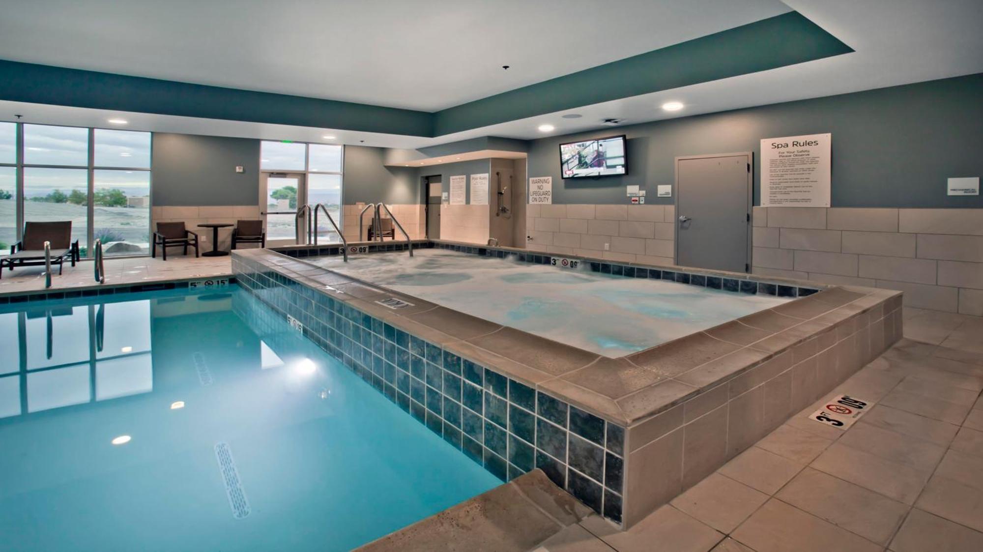 Holiday Inn Express & Suites - Green River, An Ihg Hotel Bagian luar foto