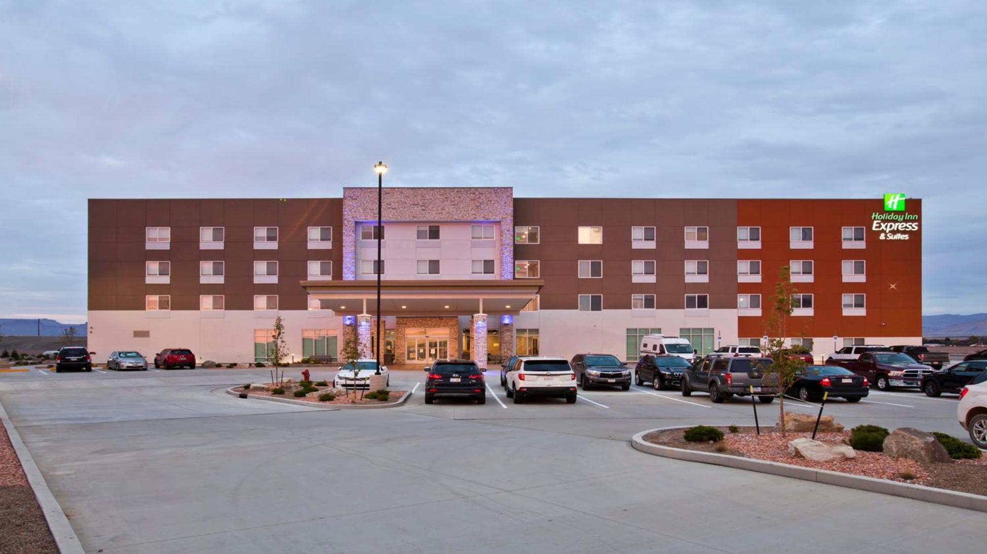 Holiday Inn Express & Suites - Green River, An Ihg Hotel Bagian luar foto